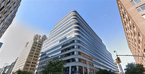 375 Hudson Street Office Space (Saatchi & Saatchi Building).